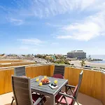 Διαμέρισμα Seafront Penthouse In