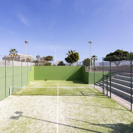 Seafront Penthouse In Apartment *
