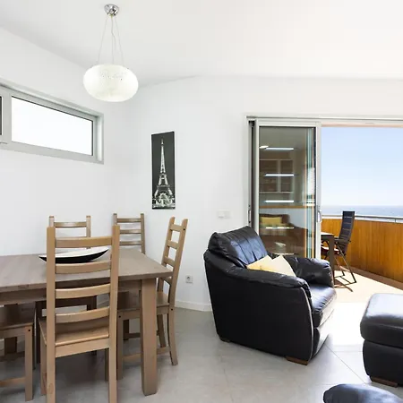 Seafront Penthouse In Apartment *